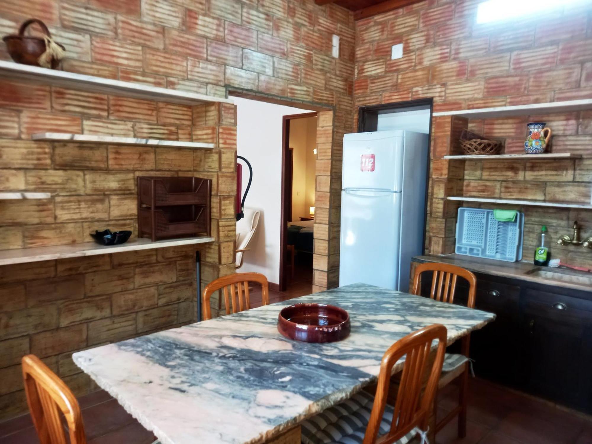Quinta Das Aves - Apartamento T2 Com Piscina Comum Odiáxere Exterior foto