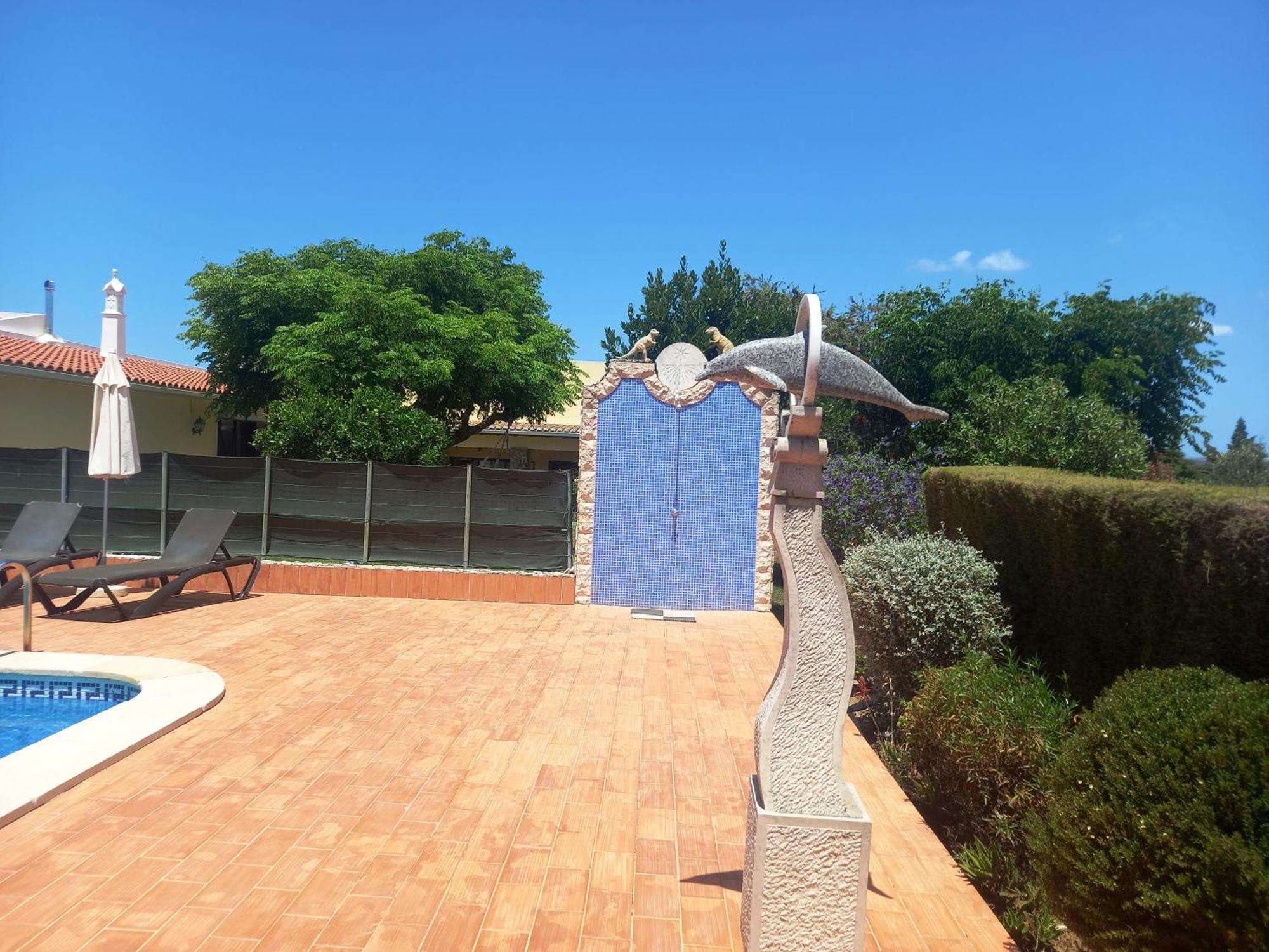 Quinta Das Aves - Apartamento T2 Com Piscina Comum Odiáxere Exterior foto